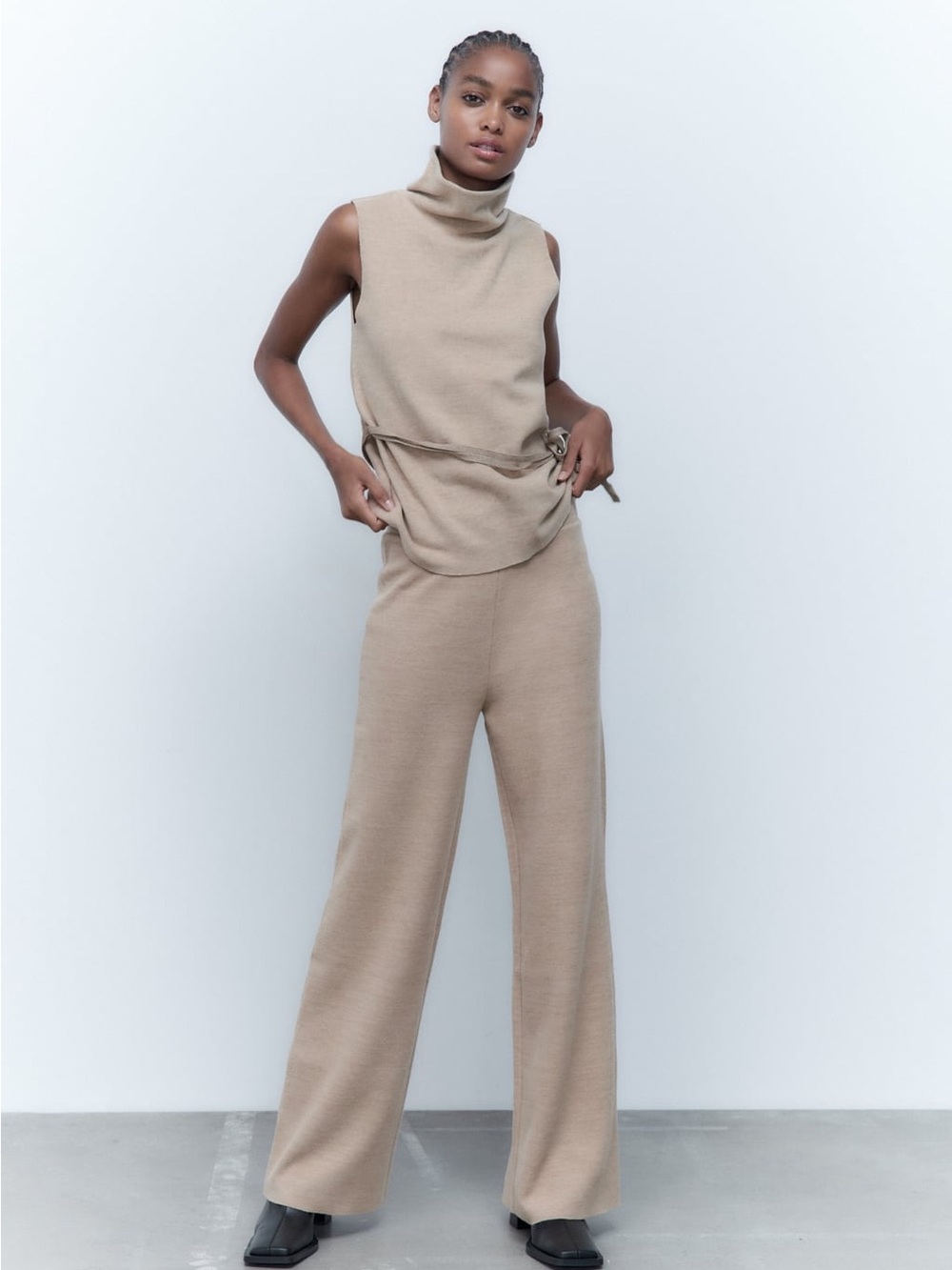 Zara Soft Drawstring Top - Picture 2 of 3